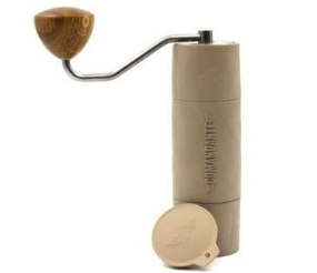 آسیاب قهوه تاریخچه مدل ها فناوری تیغه ها برندها و تاثیر آن بر طعم  1 image